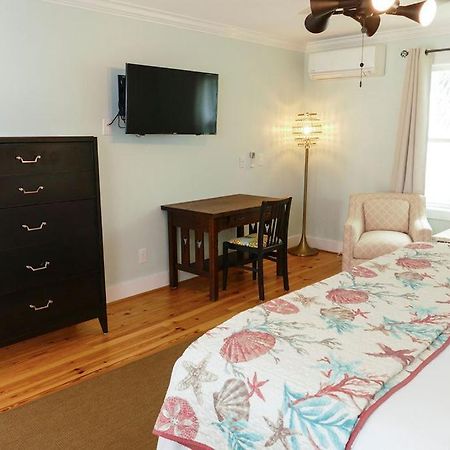 Beachview Inn And Spa 泰比岛 外观 照片